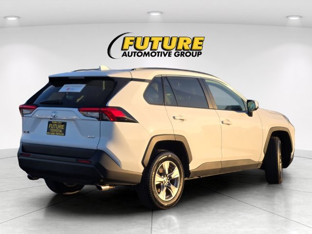 Used 2025 White Toyota XLE image 4