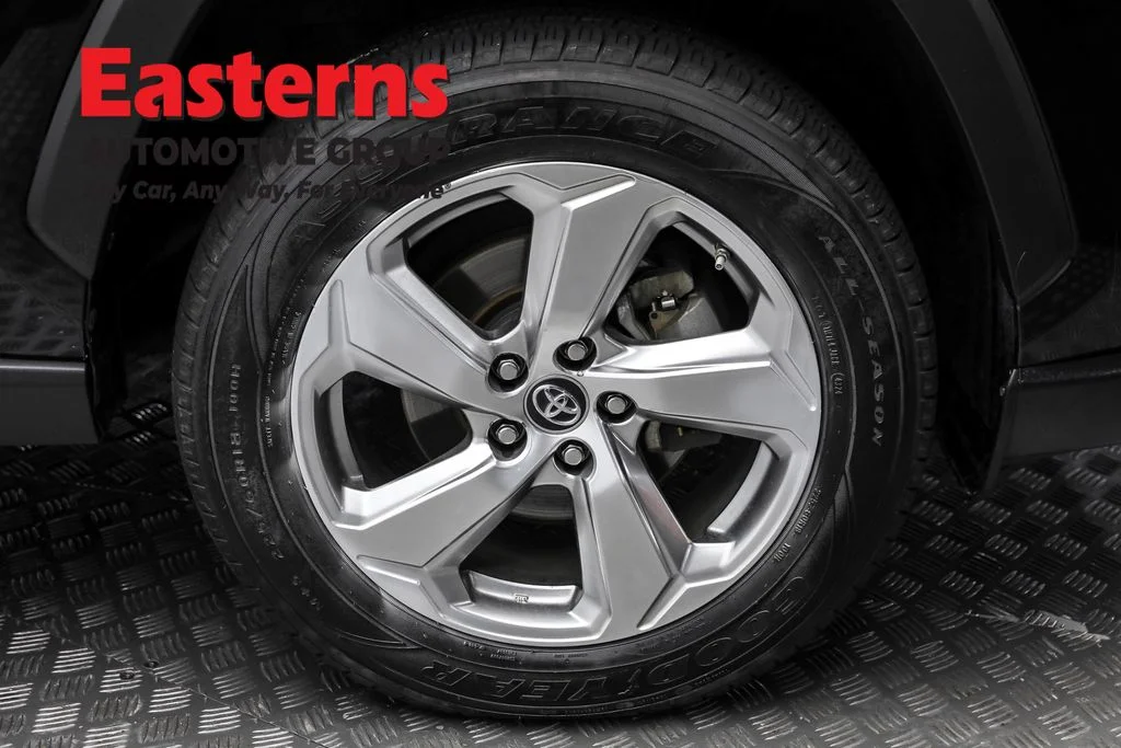 Used 2019 Black Toyota Limited image 27