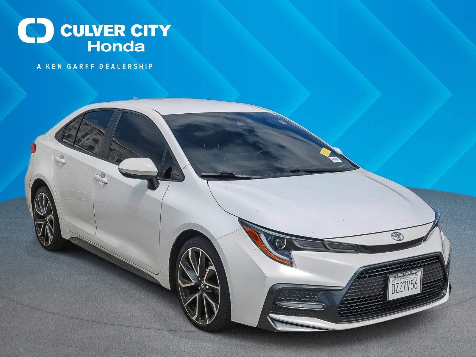 2020 Toyota Corolla SE AT's photo