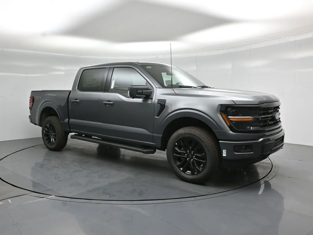 New 2026 Carbonized Gray Metallic Ford XLT image 23