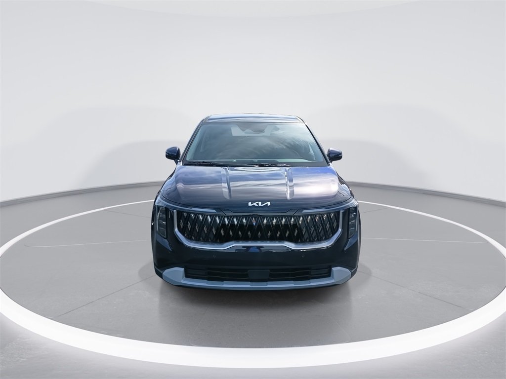 2026 Kia Carnival LX photo 2