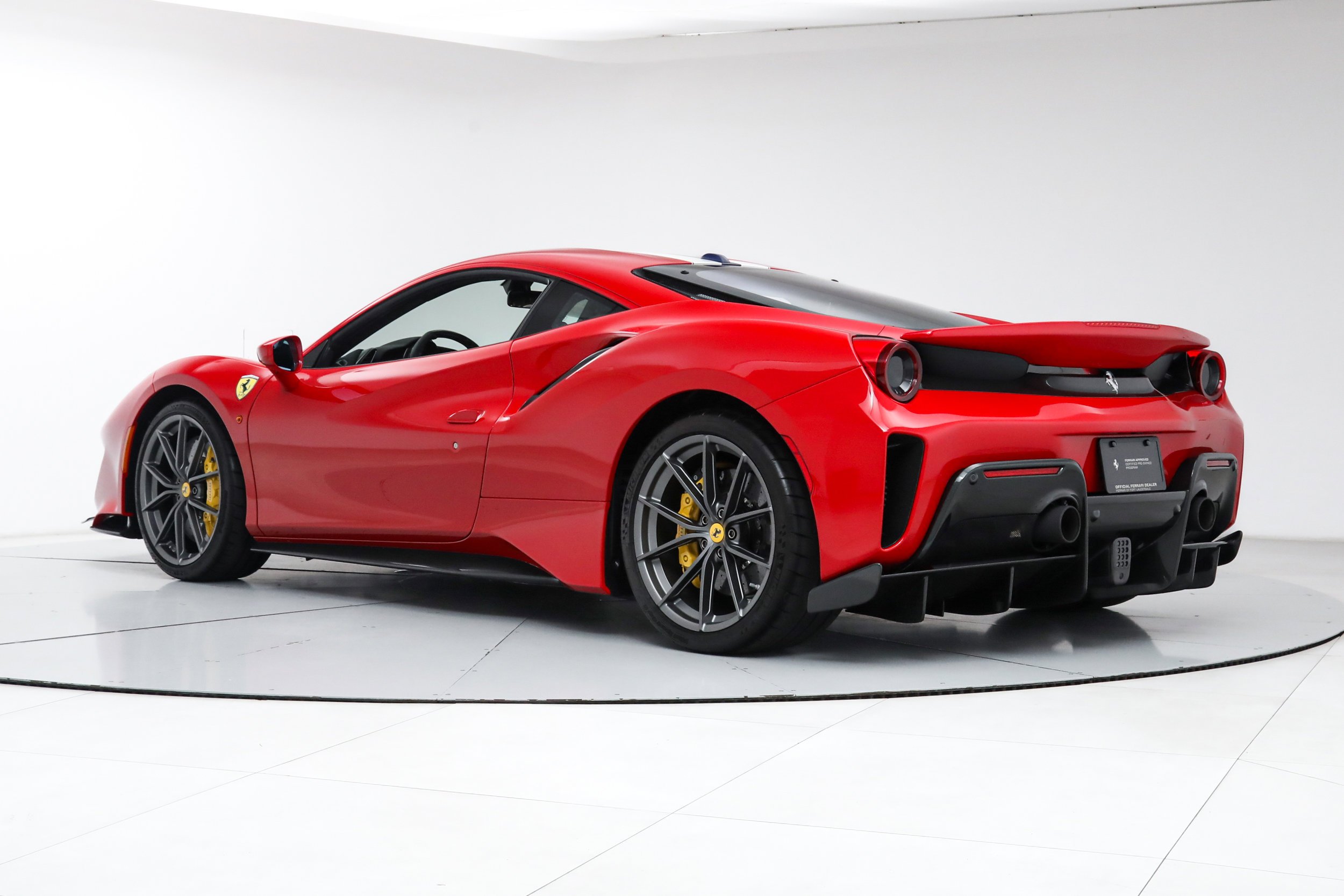Certified Used 2020 Red Ferrari  image 32