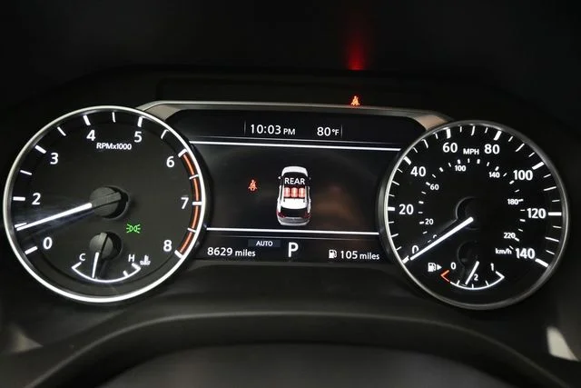 Used 2025 White Nissan S image 21