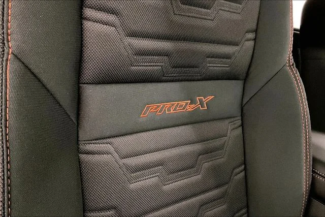 New 2026 Glacier White Nissan PRO-X image 39