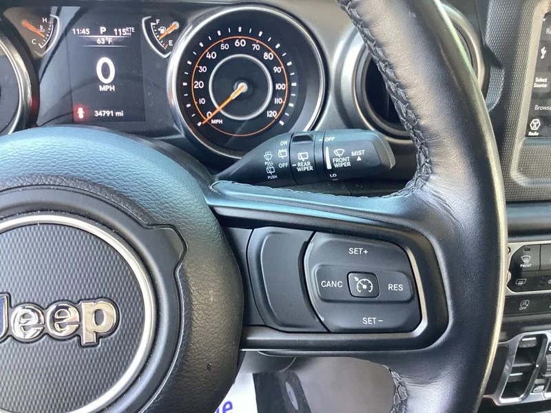 Used 2023 Black Jeep Sport S image 36