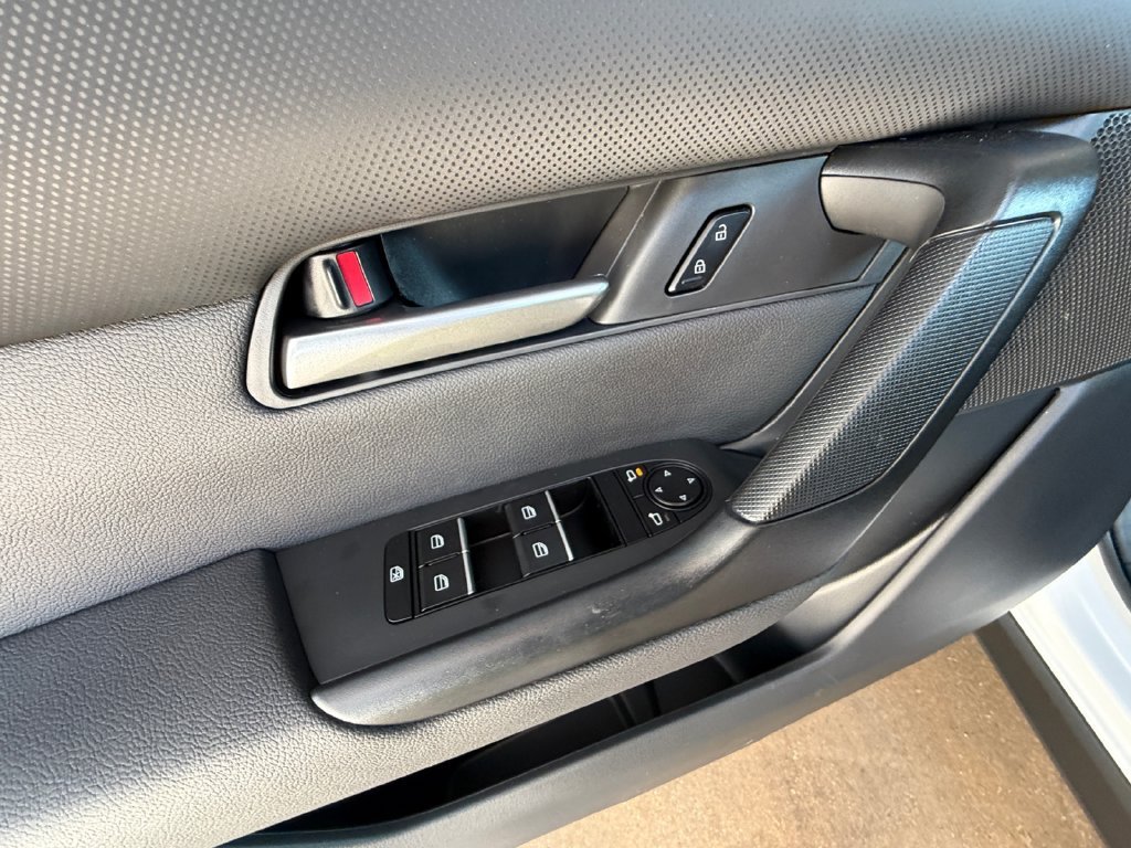 New 2026 Wind Chill Pearl Mazda 2.5 S Preferred AWD image 11