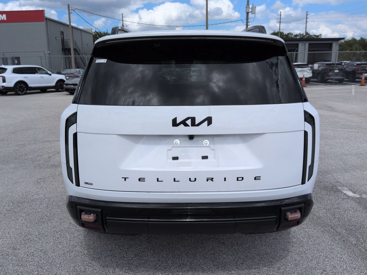 New 2027 Glacial White Kia X-Pro SX Prestige image 5