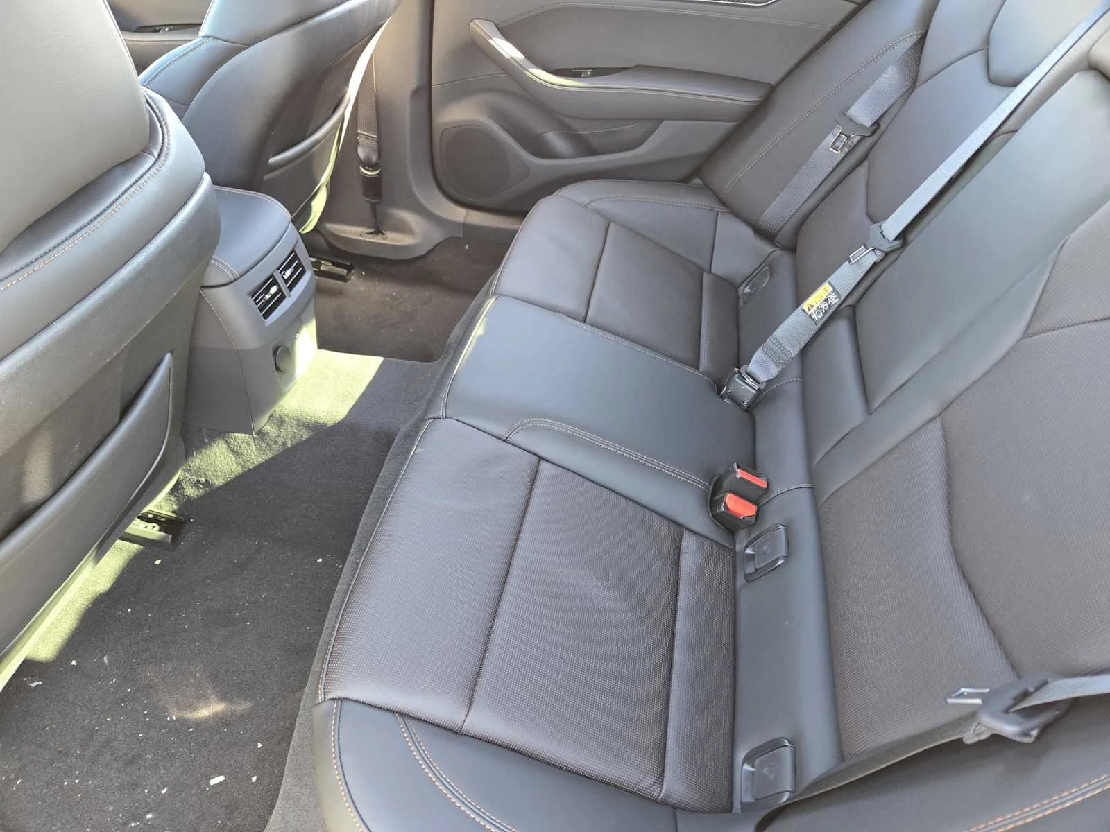 New 2026 Coastal Blue Metallic Cadillac V-Series image 18