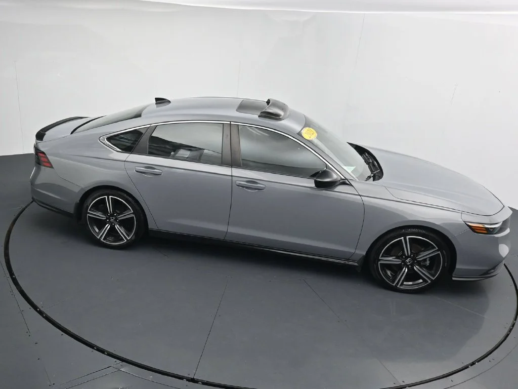 Used 2023  Honda Sport image 34