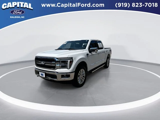 Used 2026 White Ford Lariat image 4