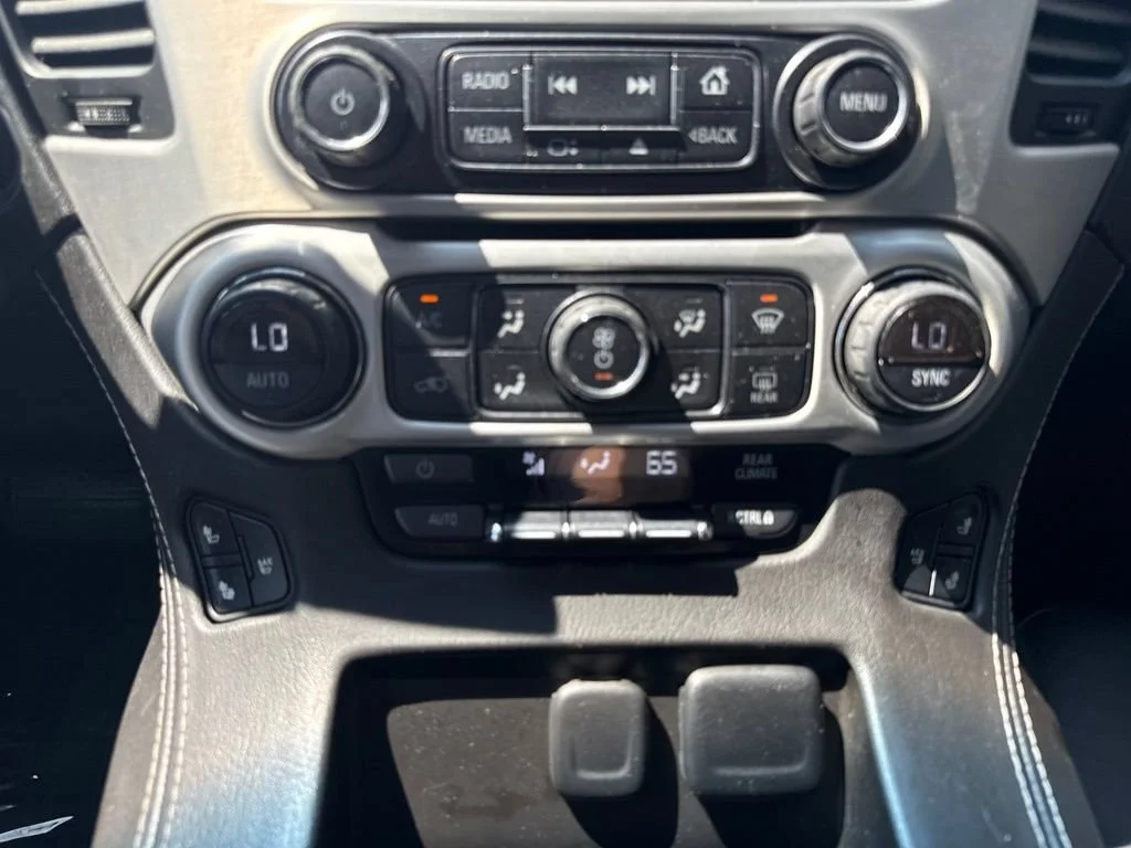 Used 2016 IRIDIUM METALLIC GMC SLT image 22