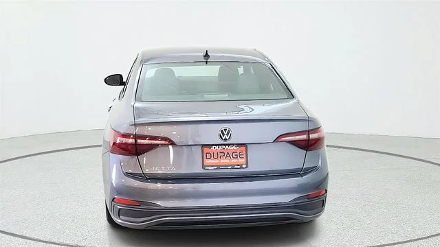Used 2024 Silver Volkswagen 1.5T Sport image 9