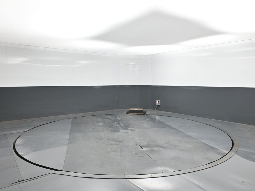 New 2026 Bright White Clear-Coat Exterior Paint RAM High Roof image 17