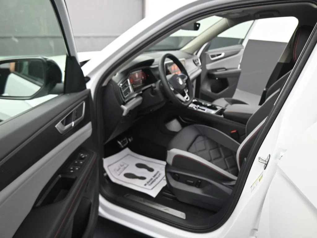 New 2026  Volkswagen 2.0T Peak Edition image 38