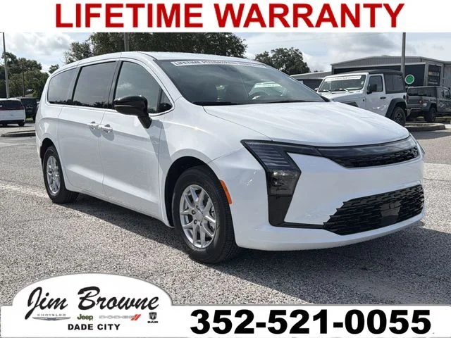 2027 Chrysler Pacifica Select's photo