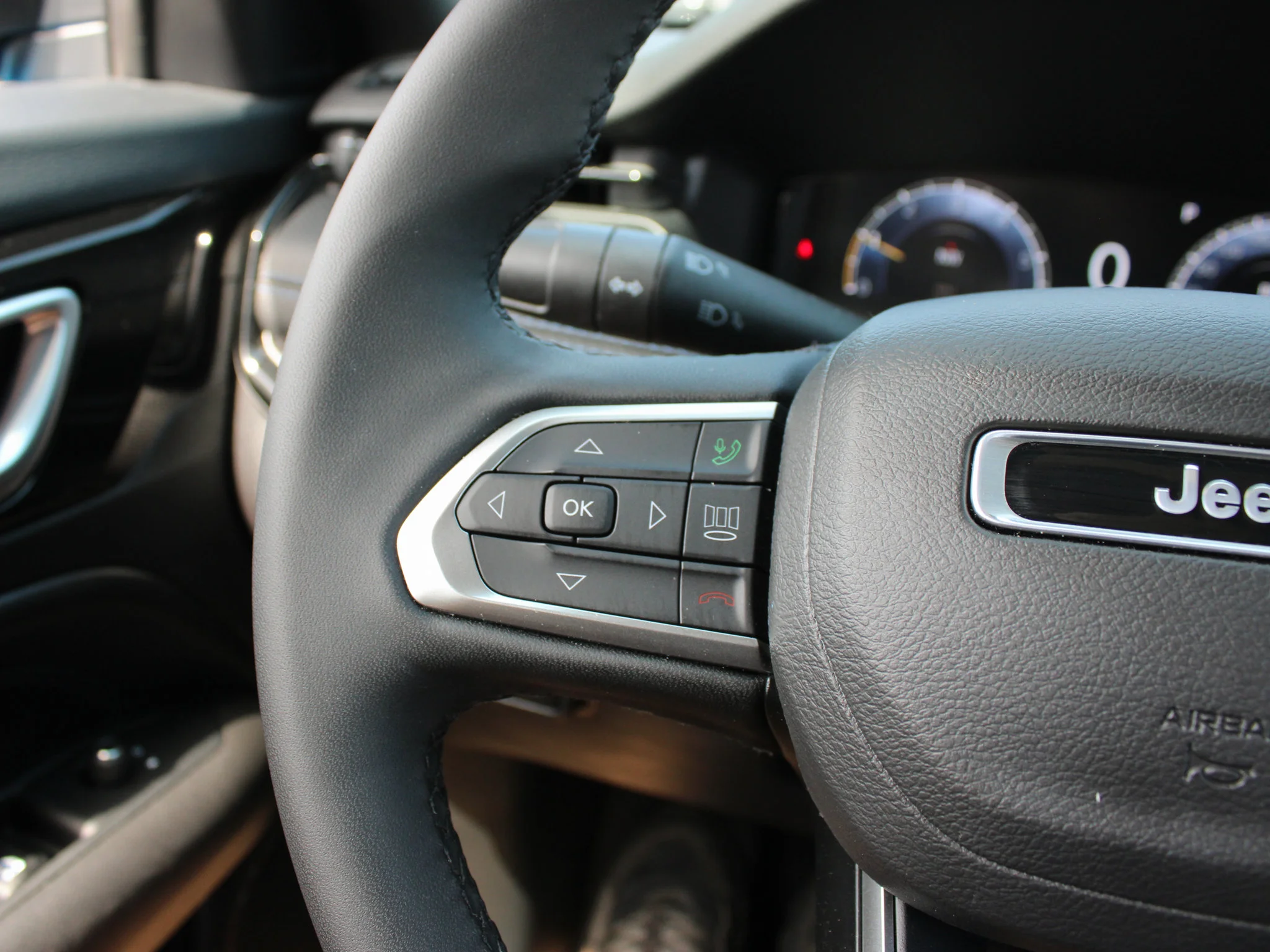 Certified Used 2025 Blue Jeep Altitude * Heated Seats, Navigation, Backup Camera, No Accidents, Apple CarPlay image 21