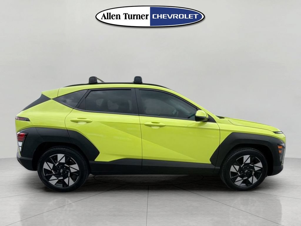 Used 2024  Hyundai SEL image 3
