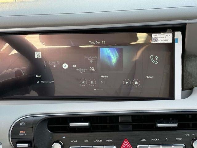 New 2026 White Hyundai SEL AWD image 19