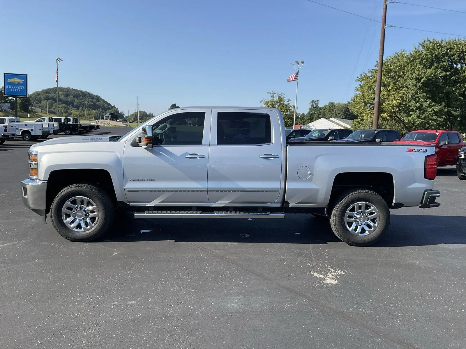 Used 2018 Silver Ice Metallic Chevrolet LTZ image 4