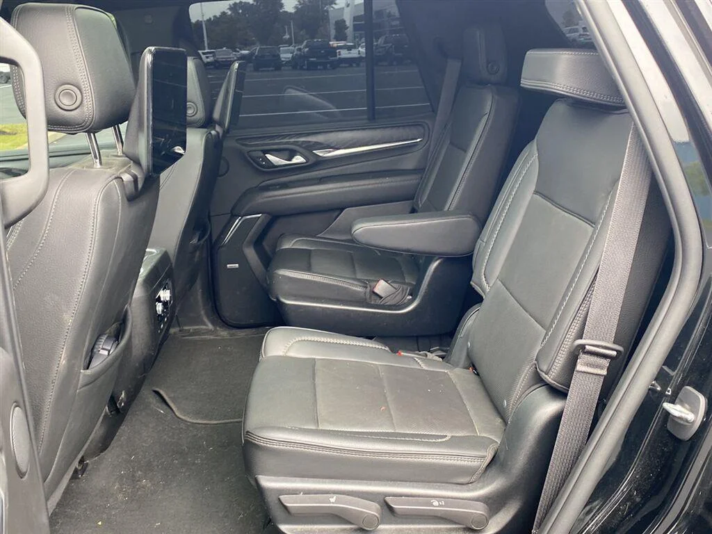 Used 2023 Onyx Black GMC Denali image 4