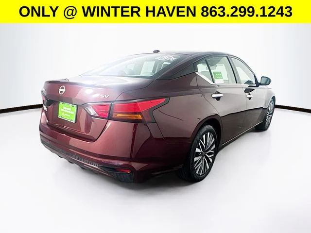 Used 2024  Nissan 2.5 SV image 7