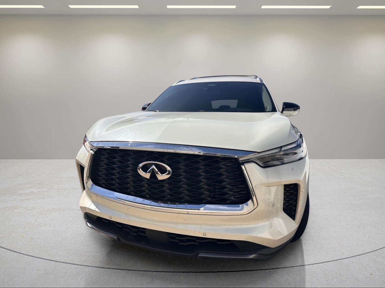 Used 2024 Majestic White INFINITI SENSORY image 6