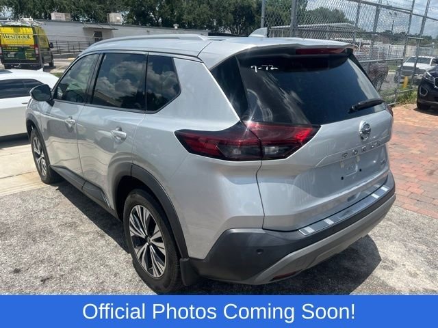 Used 2021 Silver Nissan SV image 3