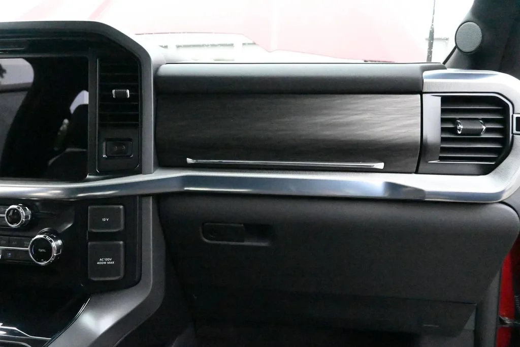 New 2026 Ruby Red Metallic Tinted Clearcoat Ford Lariat® image 22