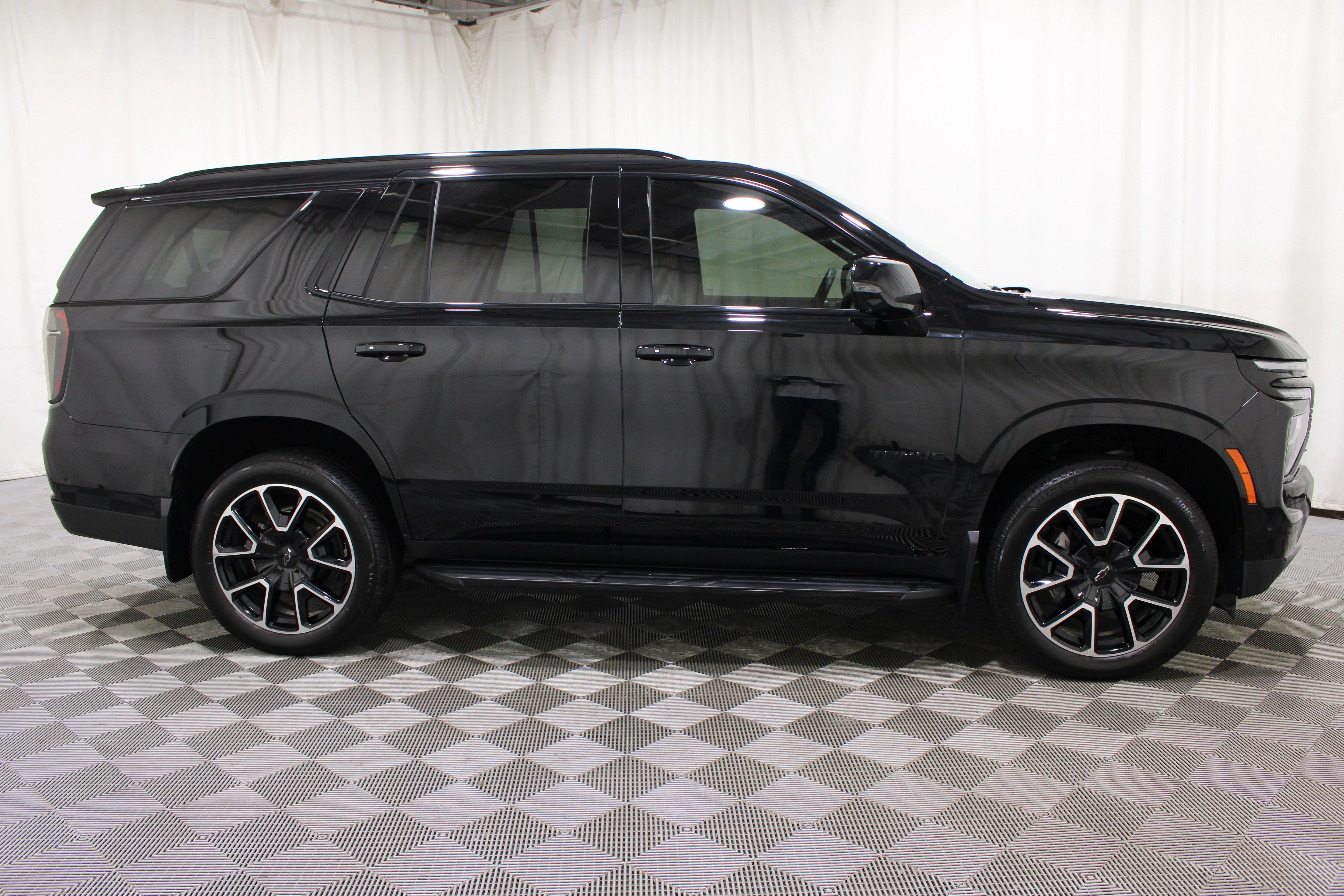2025 Chevrolet Tahoe RST - Photo 30