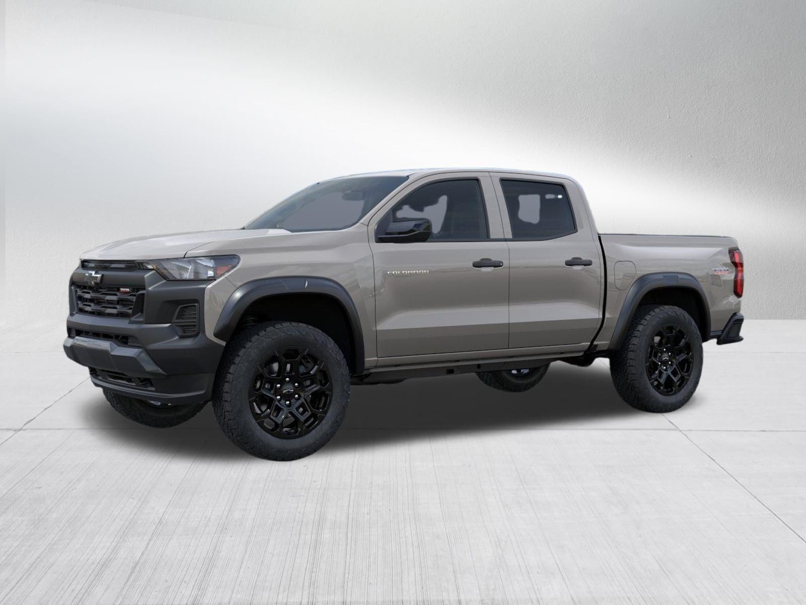 2026 Chevrolet Colorado Trail Boss - Photo 2