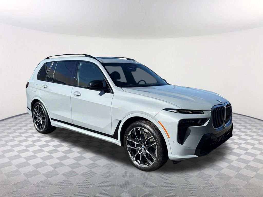 2026 BMW X7 M60i's photo