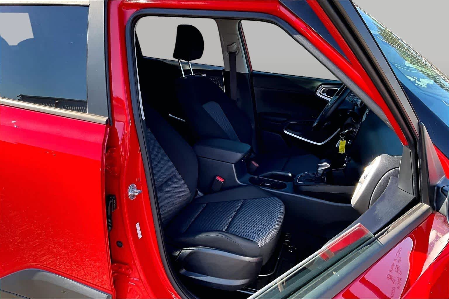 Used 2021 Inferno Red Kia X-Line image 13