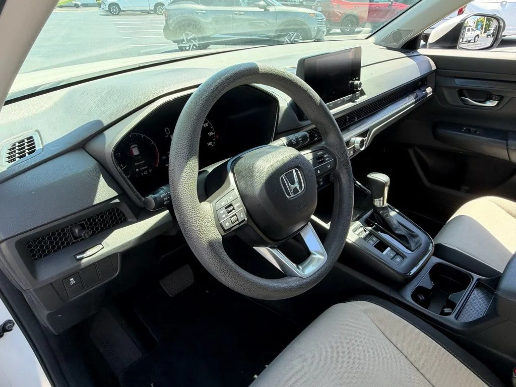 Used 2024 White Honda EX image 10