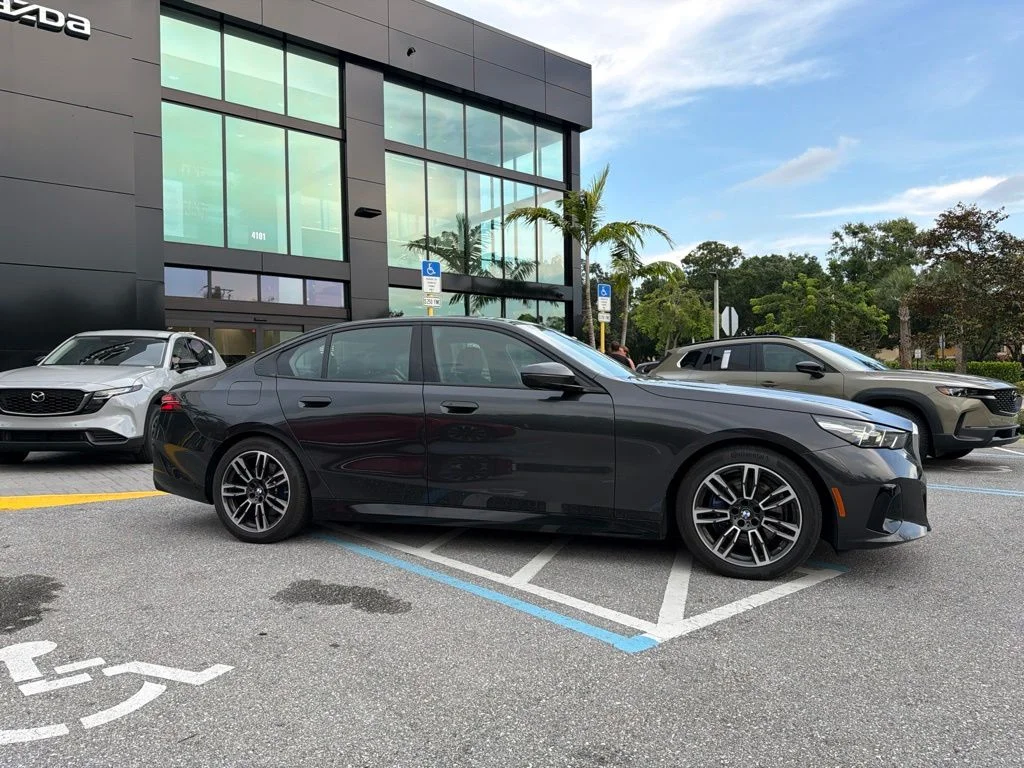Used 2026 Dark Graphite BMW 530i xDrive image 4