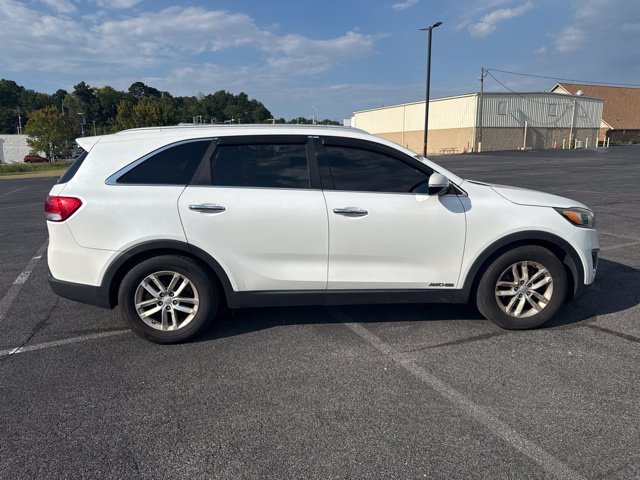 Used 2016 White Kia LX image 4