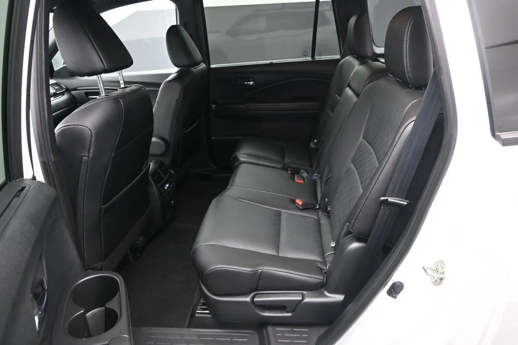 Used 2020 Platinum White Pearl Honda Touring image 13