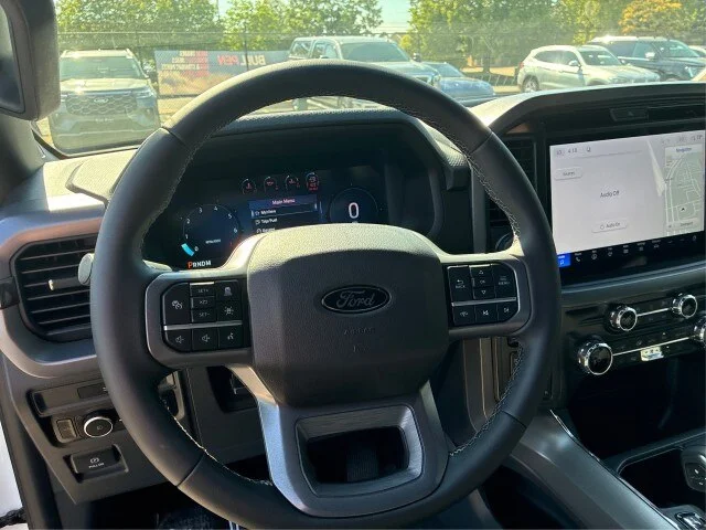 New 2026 Oxford White Ford XLT image 34