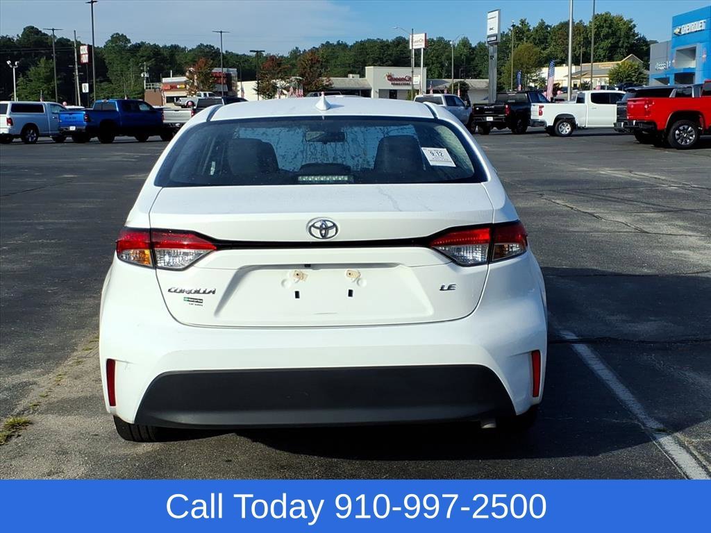 Used 2025 White Toyota LE image 5