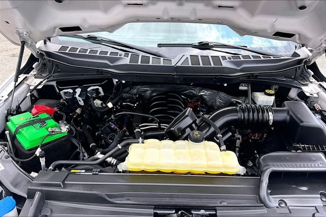 Used 2023 White Ford Lariat image 7