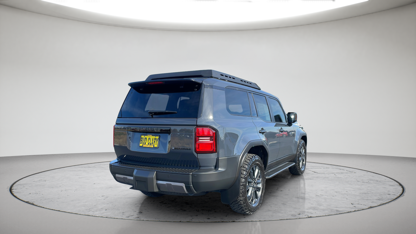 Used 2025 Gray Toyota Base image 5