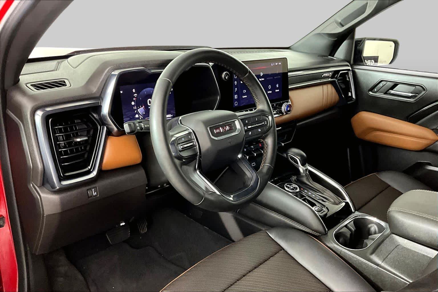 2023 GMC Canyon AT4 - Photo 17