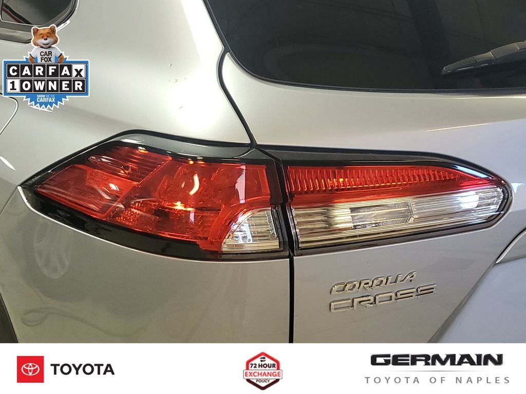 Used 2025 Silver Toyota LE image 16
