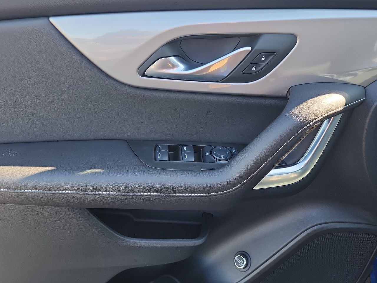 Used 2024 Riptide Blue Metallic Chevrolet LT image 13