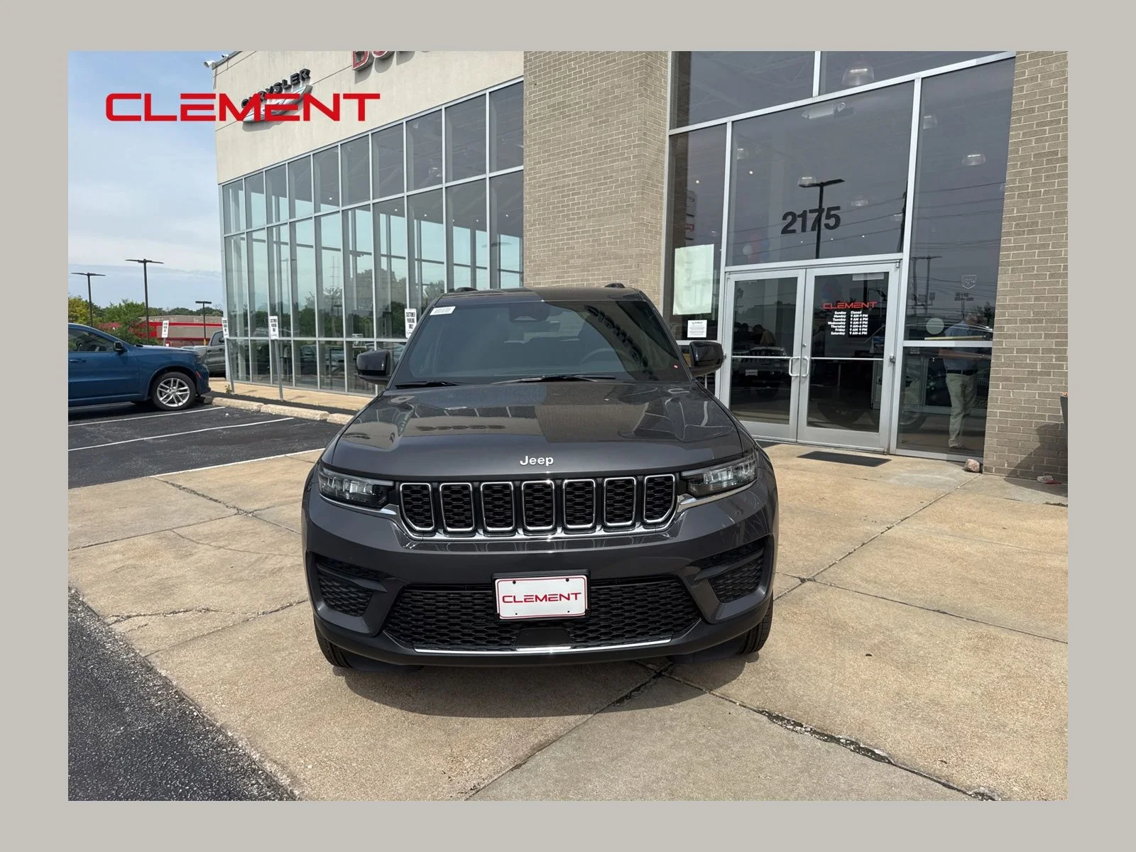 2026 Jeep Grand Cherokee Laredo 4x4's photo