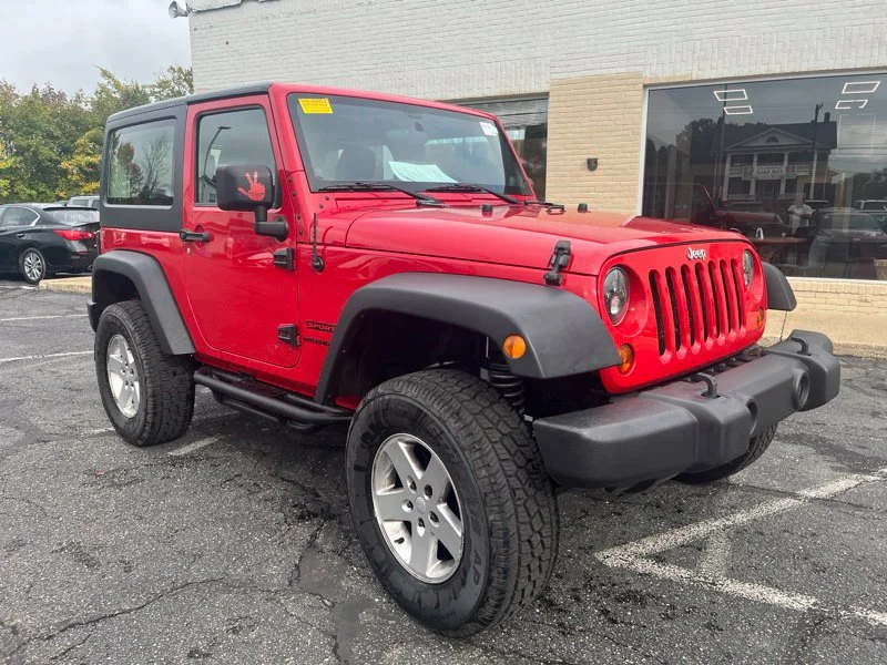 Used 2013 Red Jeep Sport image 3