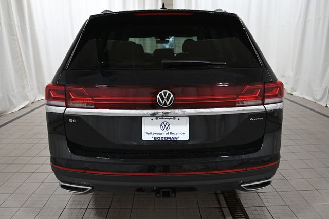 New 2026 Black Volkswagen 2.0T SE w/Technology image 12