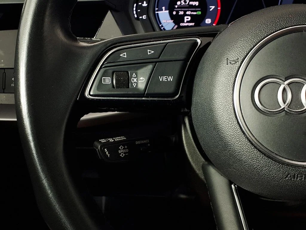 Used 2024  Audi 40 Premium image 20