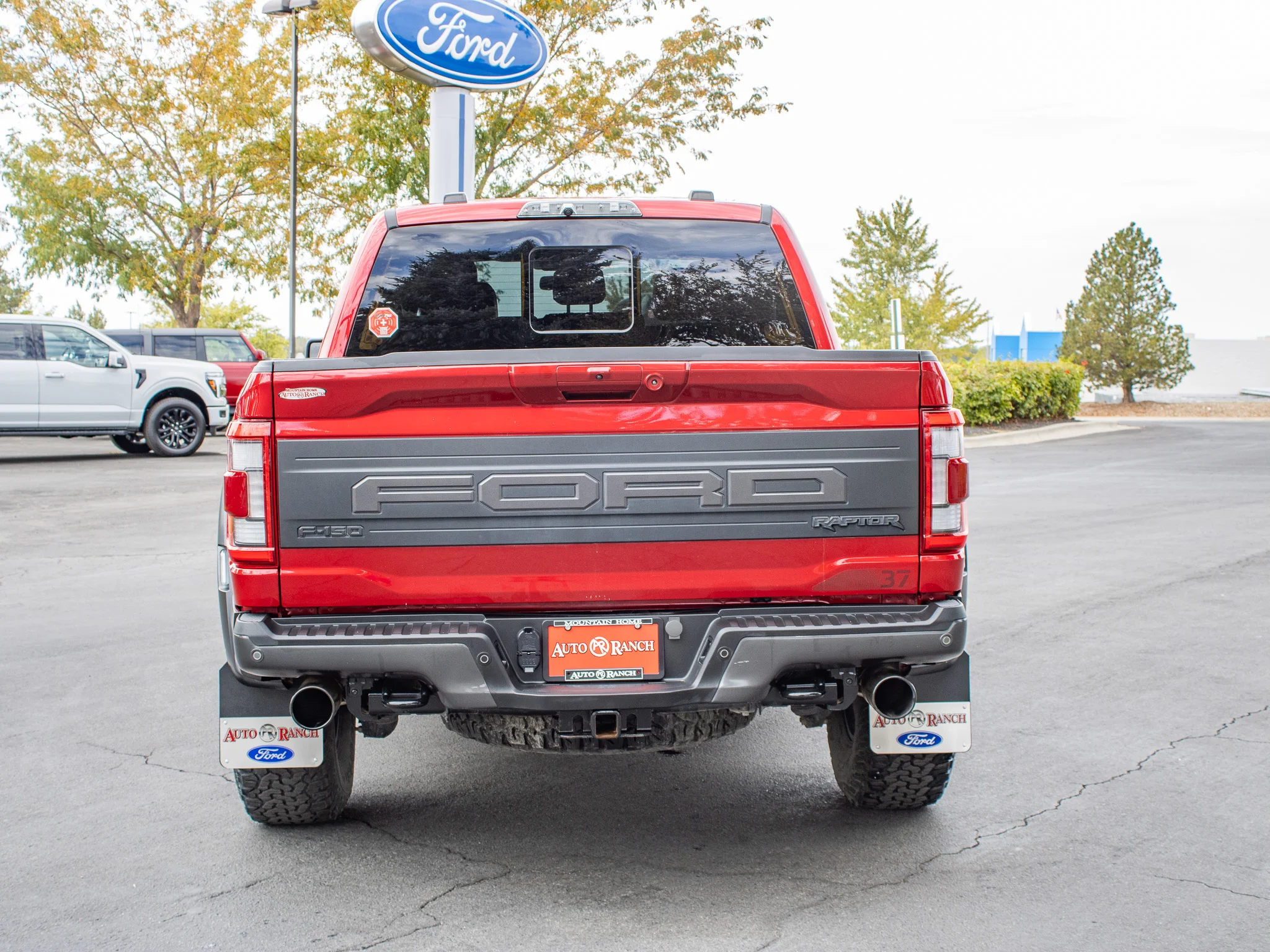 Used 2023 Rapid Red Metallic Tinted Clearcoat Ford Raptor image 7