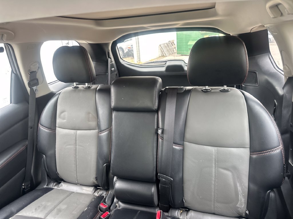 Used 2020 Black Nissan SL image 46