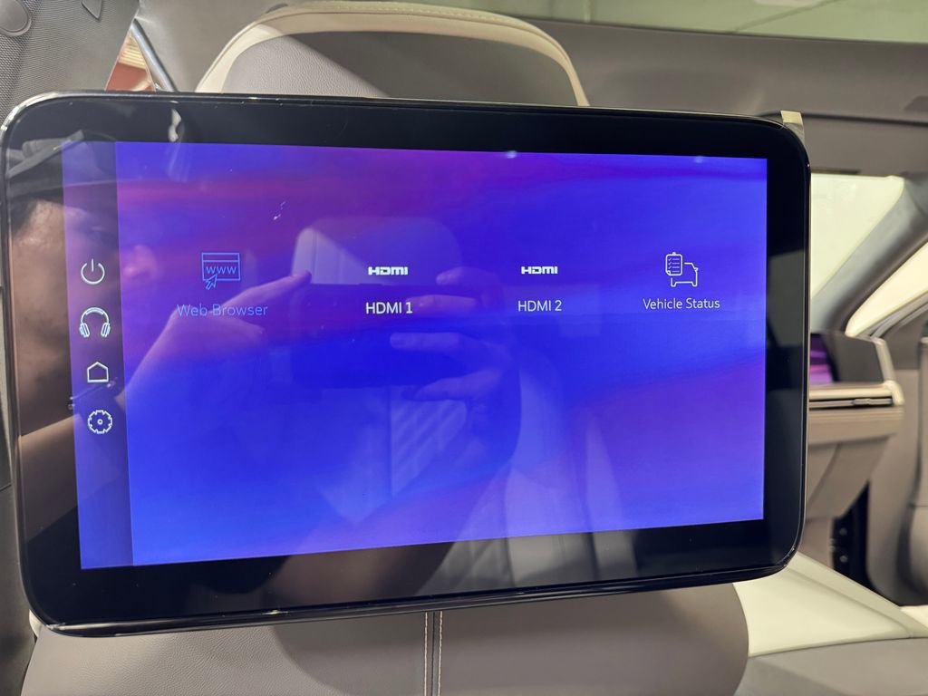 2026 Cadillac Escalade IQL Sport - Photo 15